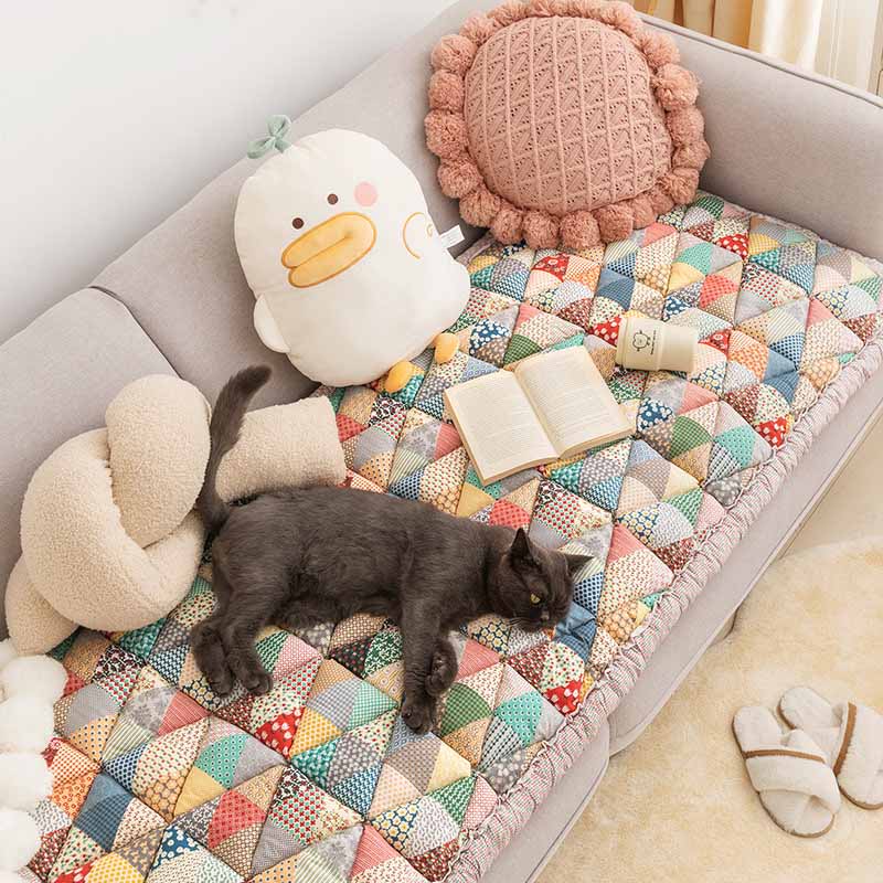 Comfortable Pet Sofa Protector – view 9