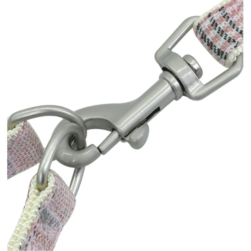Comfortable Checkered Harness with Leash - With Practical Dog Bag for Walks – view 9