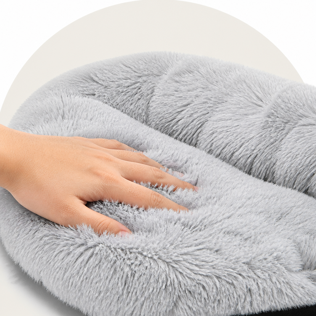 DogBedHouse Gradient Plush Fleece Dog Bed – view 7