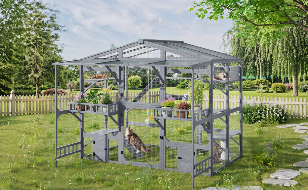 Large Outdoor Catio for Cats with Climbing Features – view 8