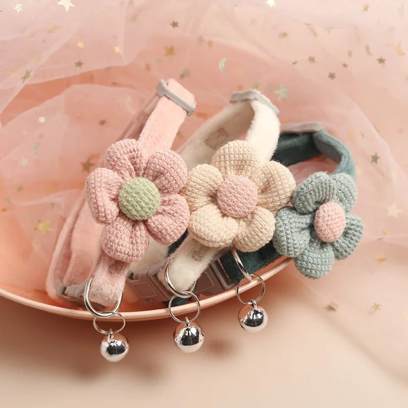 Adjustable Collar with Floral Pattern – view 10