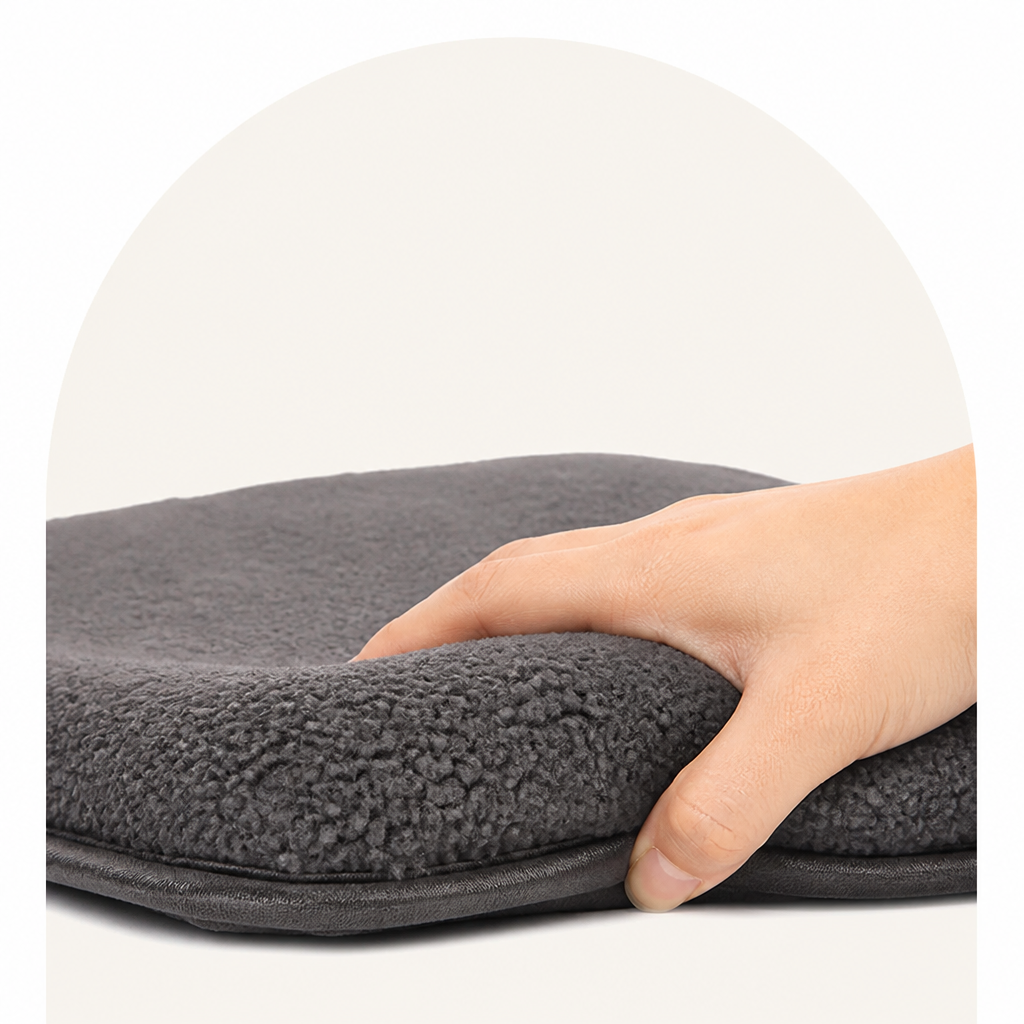 Petmarlow Self-Warming Lambswool Non-Slip Pet Mat – view 7
