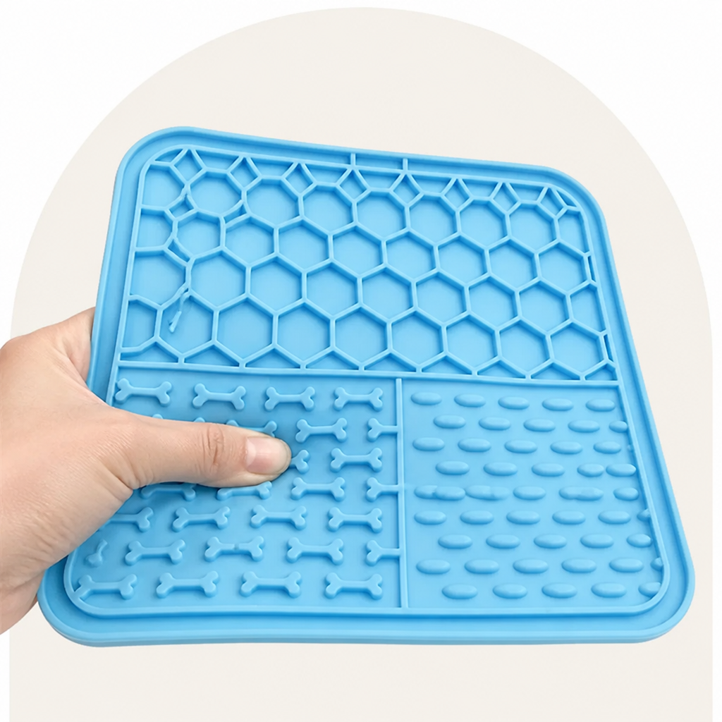Petmarlow Slow-Feeding Food-Grade Silicone Lick Mat – view 11