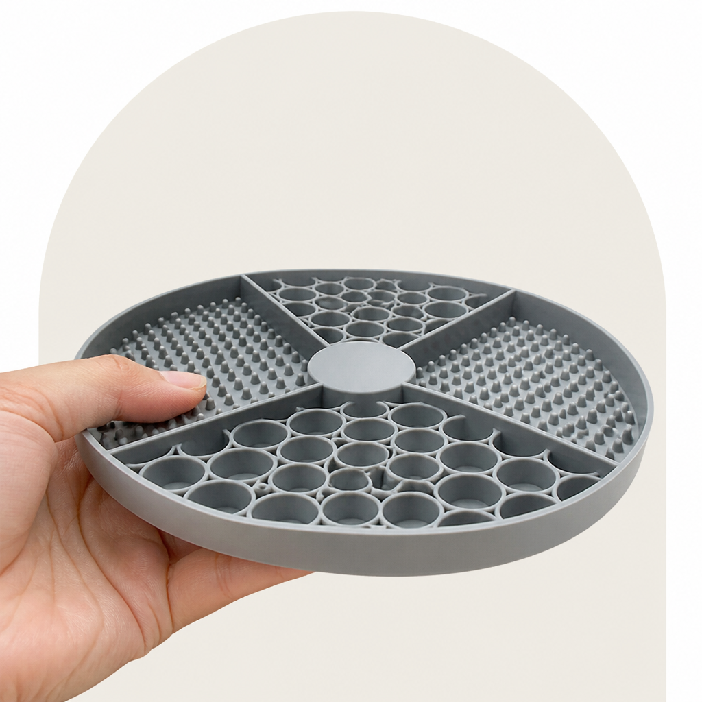 Petmarlow Strong Suction Silicone Lick Mat – view 20