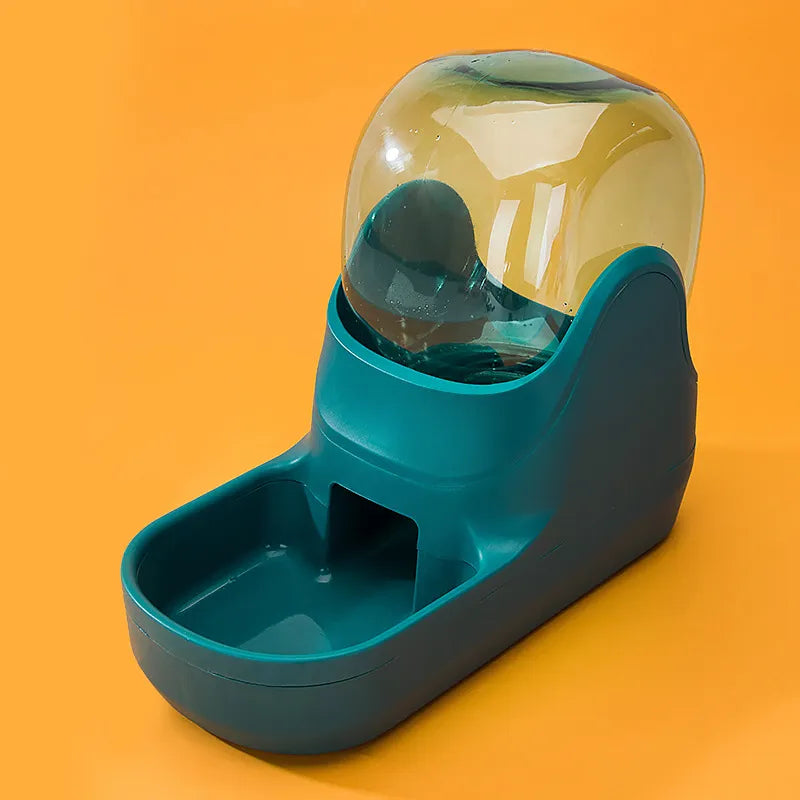 Automatic Pet Feeder with Gravity System and Large Capacity – Green Drinking Water