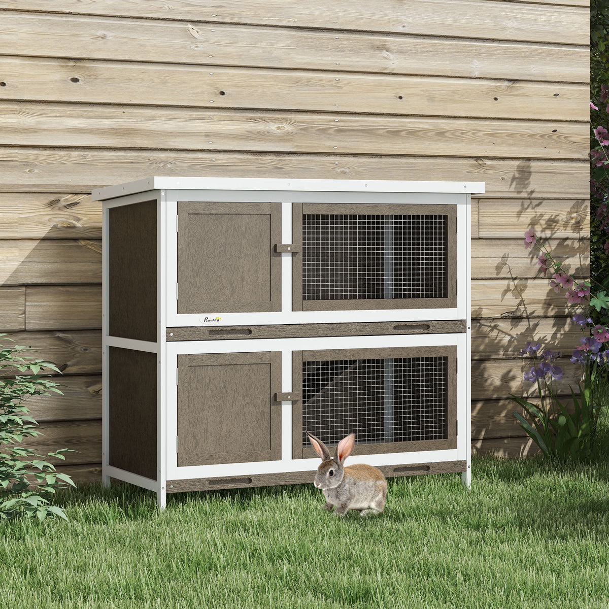 Bunny Hutch with Ramp for Indoor or Outdoor Use – Brown / 1050x520x265 mm