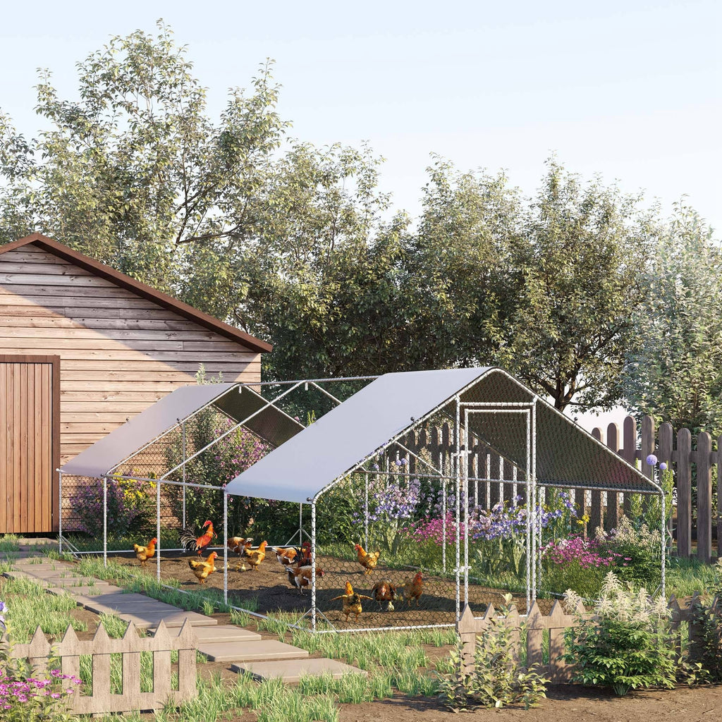 Large Chicken Coop with Waterproof Cover for Poultry