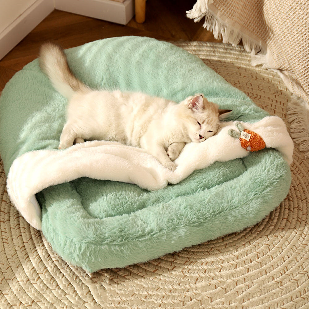 Warm Winter Cat Sleeping Pad