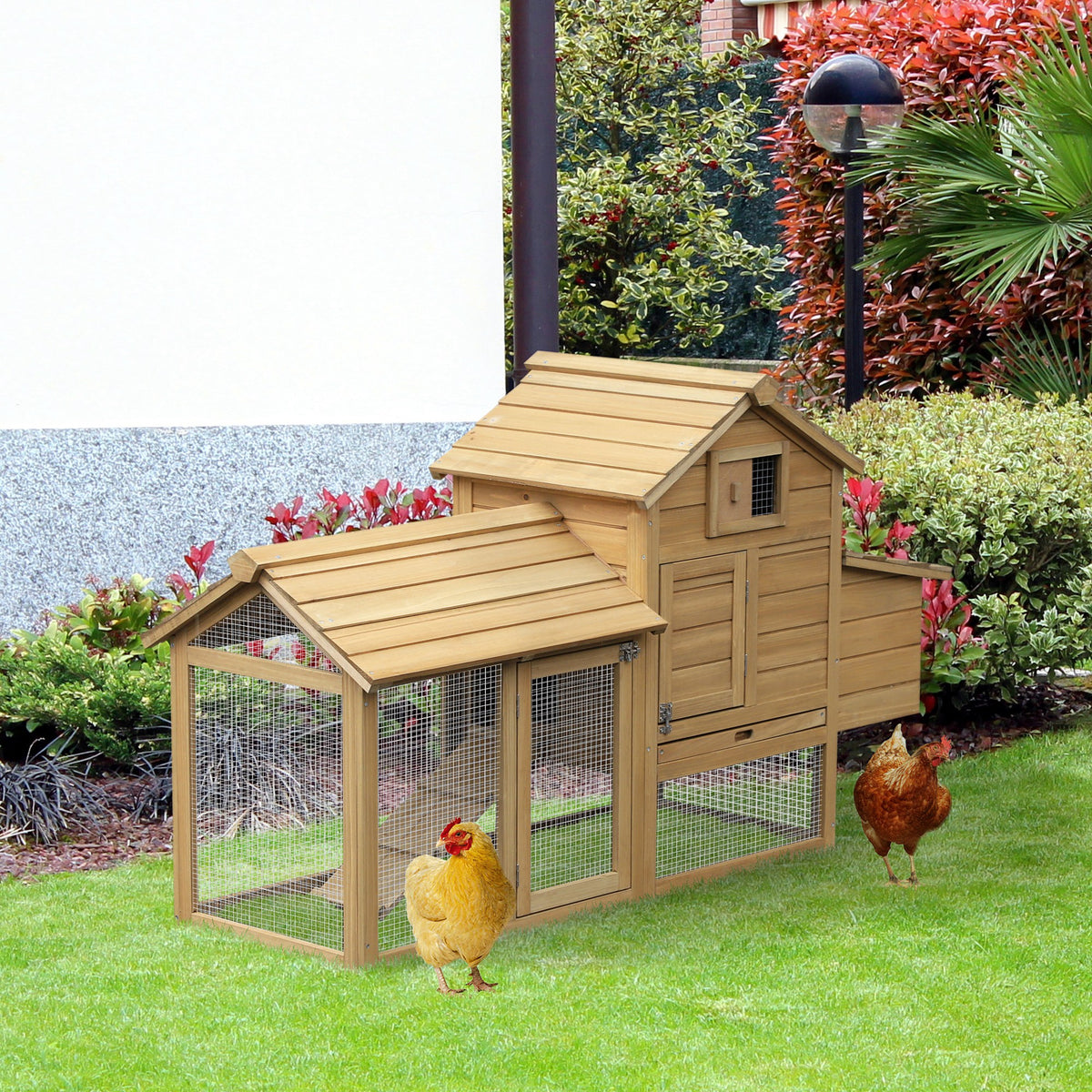 Wooden Chicken Coop with Nesting Box and Removable Tray